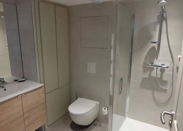 Platform 28 - Urban 48 *